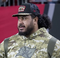 Tampa Bay Bucs restructure defensive tackle Vita Vea's contract