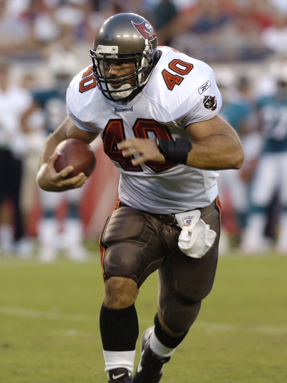 Could The Bucs Be Using A Fullback? -  - Tampa Bay Bucs Blog,  Buccaneers News